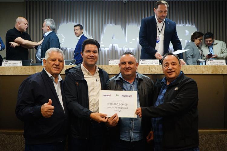 Secretaria das Cidades libera R$ 333 milhões para 39 municípios da região Oeste