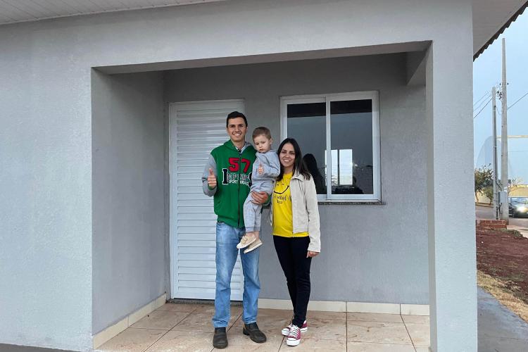 37 famílias de Rancho Alegre D’Oeste conquistam a Casa Própria com auxílio do Estado