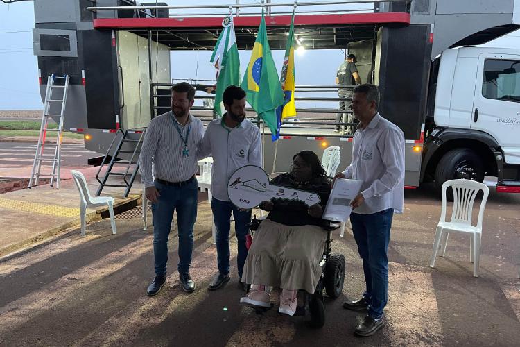 37 famílias de Rancho Alegre D’Oeste conquistam a Casa Própria com auxílio do Estado