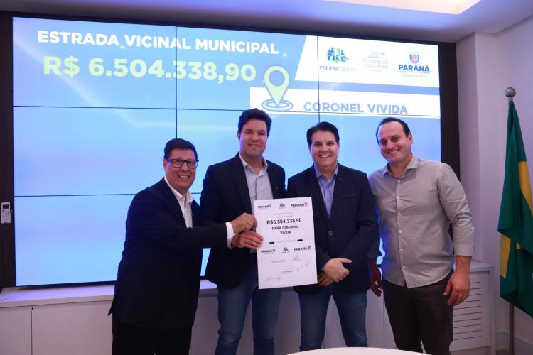 Governo do Estado autoriza mais R$ 123 milhões em obras urbanas para dez Municípios