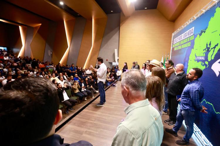 Estado anuncia R$ 150 milhões em pavimentação nos sete Municípios do Litoral