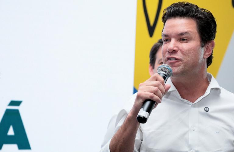 PAUTA DIA 19 – ÀS 18 HORAS  GOVERNO DO ESTADO ANUNCIA CONVÊNIOS  DO PROGRAMA ASFALTO NOVO, VIDA NOVA  PARA A REGIÃO SUDOESTE