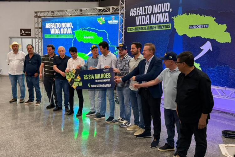 Governo do Estado assina convênios do Asfalto Novo, Vida Nova com 42 Municípios do Sudoeste