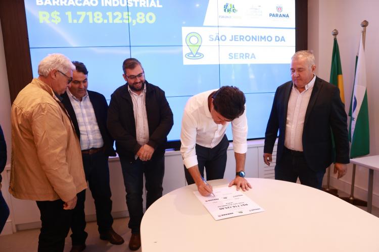 Governo do Estado libera mais de R$ 65 milhões a 27 Municípios de todas as Regiões