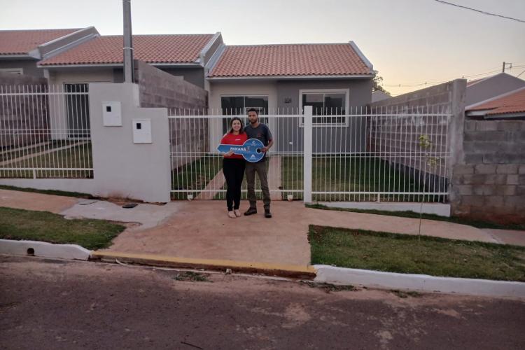 36 famílias de Umuarama conquistam o imóvel próprio com apoio do Casa Fácil Paraná