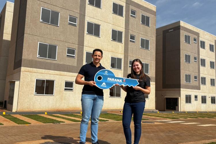 Com R$ 1,8 milhão do Casa Fácil, 96 famílias de Londrina se mudam para Residencial