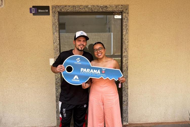 Com R$ 1,8 milhão do Casa Fácil, 96 famílias de Londrina se mudam para Residencial