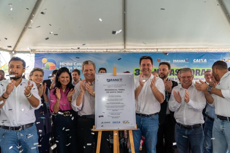 Com nova entrega, Casa Fácil Paraná já beneficiou 6,1 mil famílias de Maringá