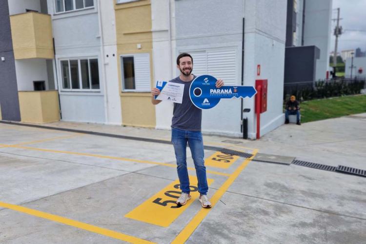 Com apoio do Estado, COHAPAR entrega novo Residencial em Maringá