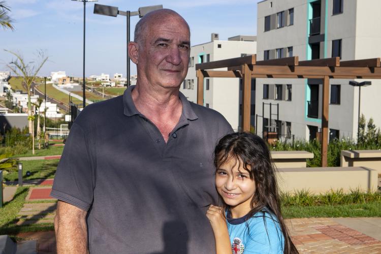 “Agora é meu”: idoso celebra primeira casa própria com ajuda do Programa Casa Fácil Paraná Terceira Idade