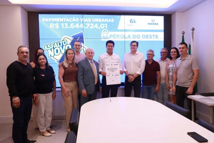 Estado autoriza licitações de R$ 64 milhões para pavimentação em 13 municípios