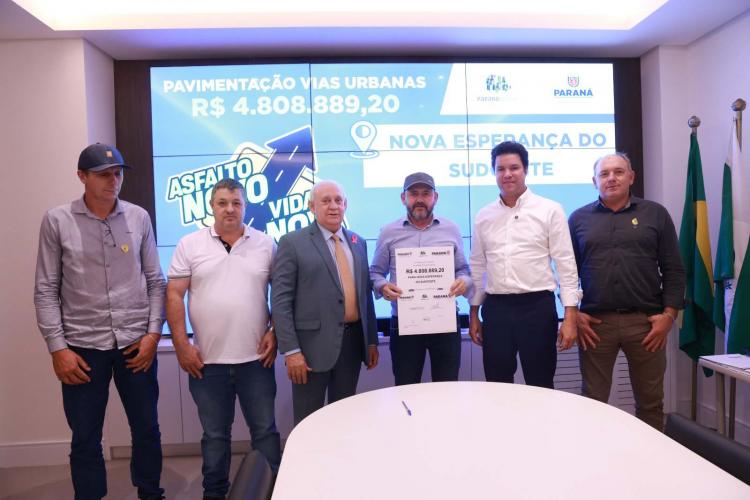 Estado autoriza licitações de R$ 64 milhões para pavimentação em 13 municípios