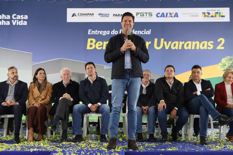Com entrega de 275 casas, Estado conclui bairro planejado em Ponta Grossa