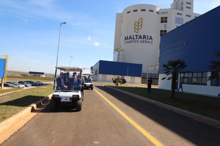 Com novas entregas, Ponta Grossa já recebeu R$ 1,92 bilhão do Estado desde 2019