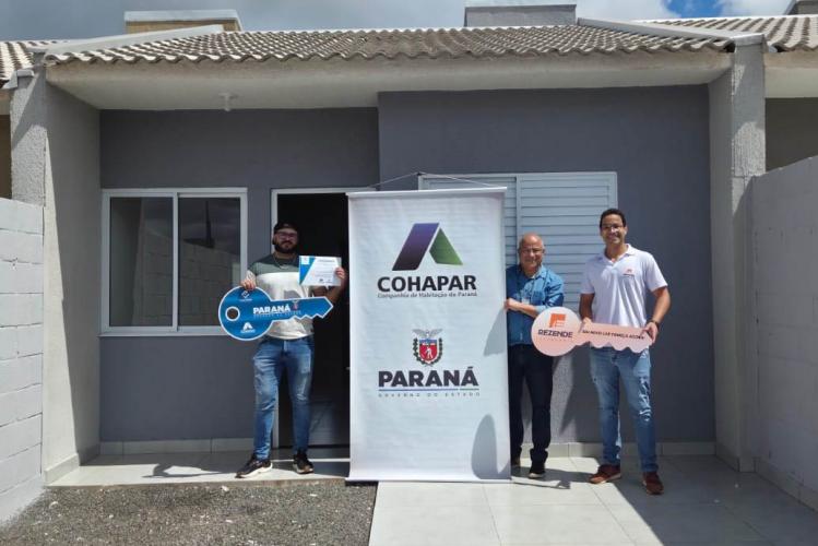 Com investimento estadual, casa própria se torna realidade para 24 famílias em Sarandi