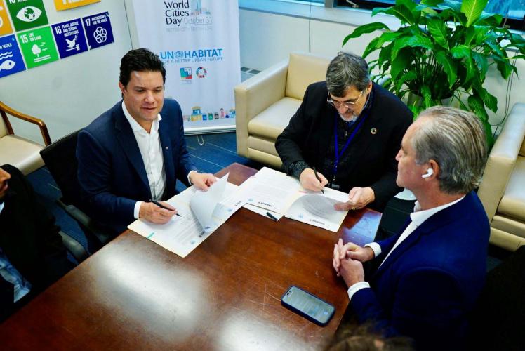 Paraná firma parceria com ONU-Habitat para criação de Observatório Inteligente das Cidades