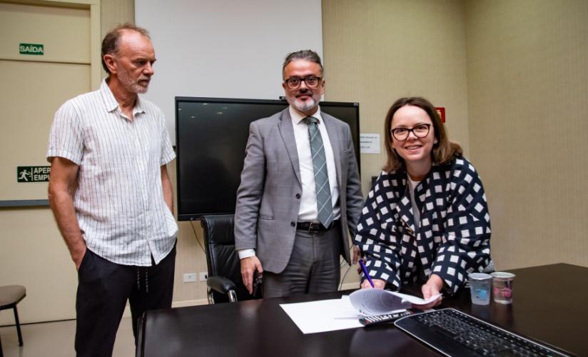 Estado firma acordo para retomada das obras do Museu de Arte Contemporânea