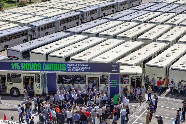 Cidades da Região Metropolitana de Curitiba ganham 115 novos ônibus para transporte coletivo