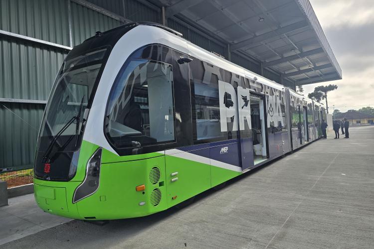 BUD chega a Piraquara para fase final de testes; operação com passageiros inicia em dezembro