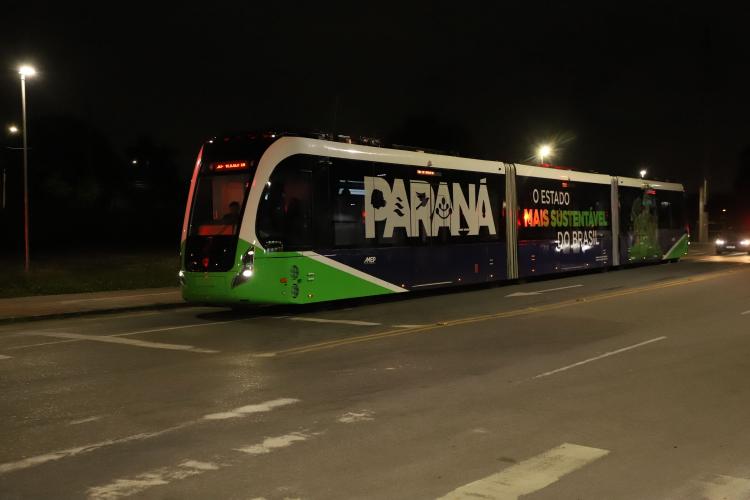 BUD chega a Piraquara para fase final de testes; operação com passageiros inicia em dezembro