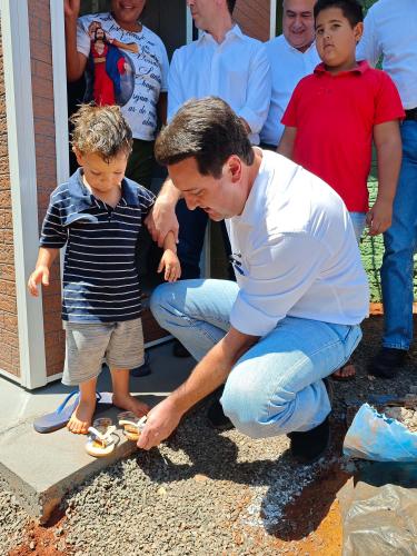 Estado entrega primeiros módulos sanitários do programa Banheiro em Casa em Ivaiporã