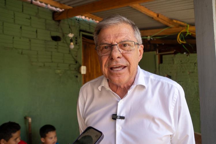 Estado entrega primeiros módulos sanitários do programa Banheiro em Casa em Ivaiporã