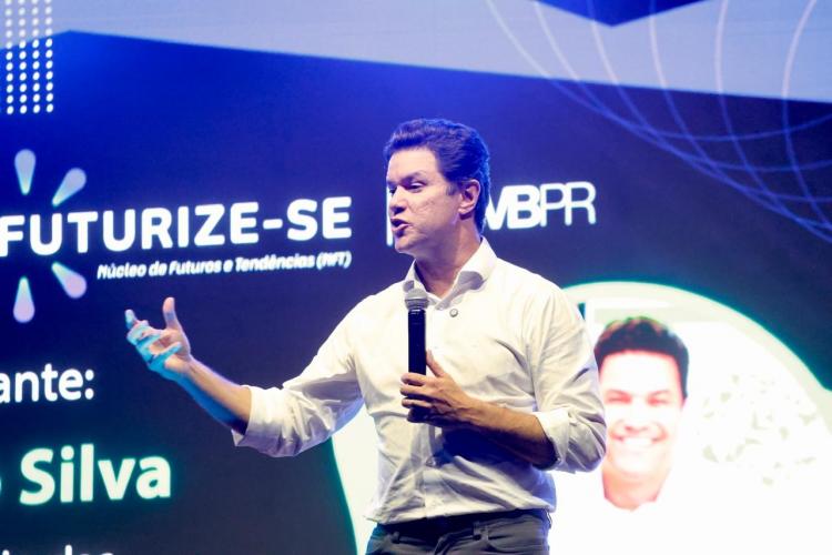 Guto Silva destaca inovação pública com foco nas pessoas no Futurize-se da ADVB/PR