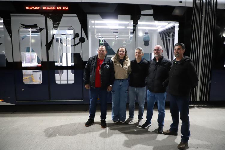 BUD chega a Piraquara para fase final de testes; operação com passageiros inicia em dezembro