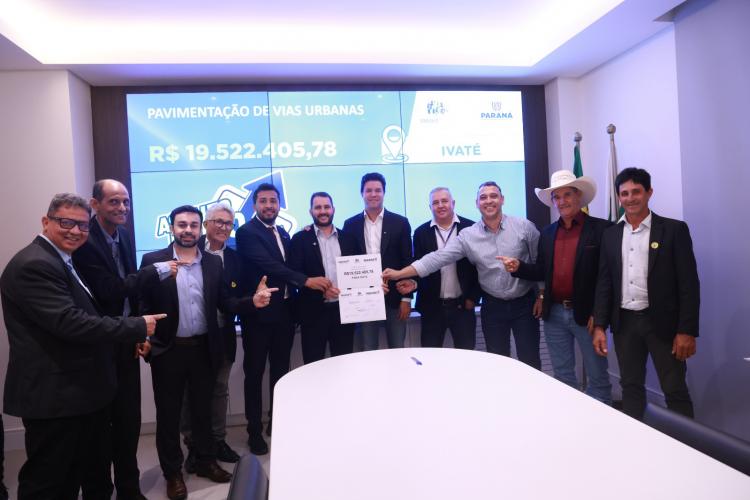 Governo autoriza mais R$ 145 milhões para pavimentações em todas as regiões do Estado