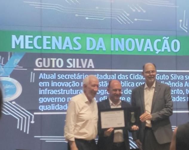 Secretário das Cidades, Guto Silva, é homenageado com a comenda “Mecenas da Inovação”