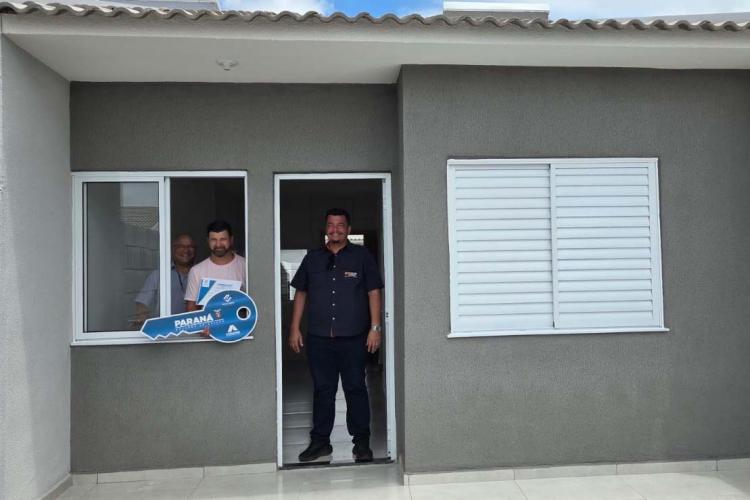 Cohapar entrega dois empreendimentos em Sarandi com aporte do Casa Fácil Paraná