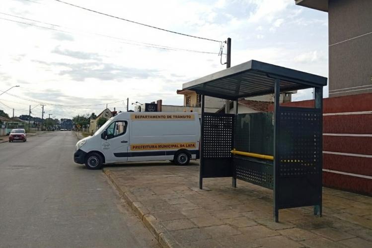 68 cidades do Paraná recebem novos abrigos de paradas de ônibus
