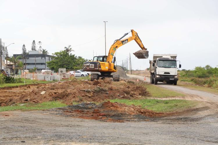 Já em andamento, obras de requalificação da orla de Pontal do Paraná vão melhorar balneários