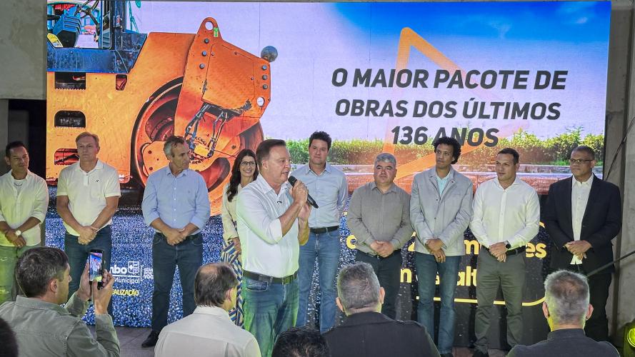 Com R$ 240 milhões do Estado, mais de 200 ruas de Colombo vão receber nova pavimentação