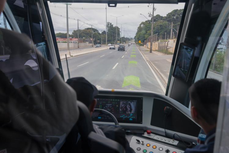 Bonde Urbano Digital inicia operação completa e empolga passageiros da RMC