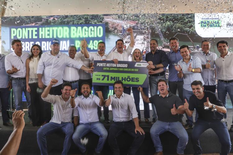 Fim da balsa: Ratinho Junior lança obra da ponte entre Japurá e São Carlos do Ivaí
