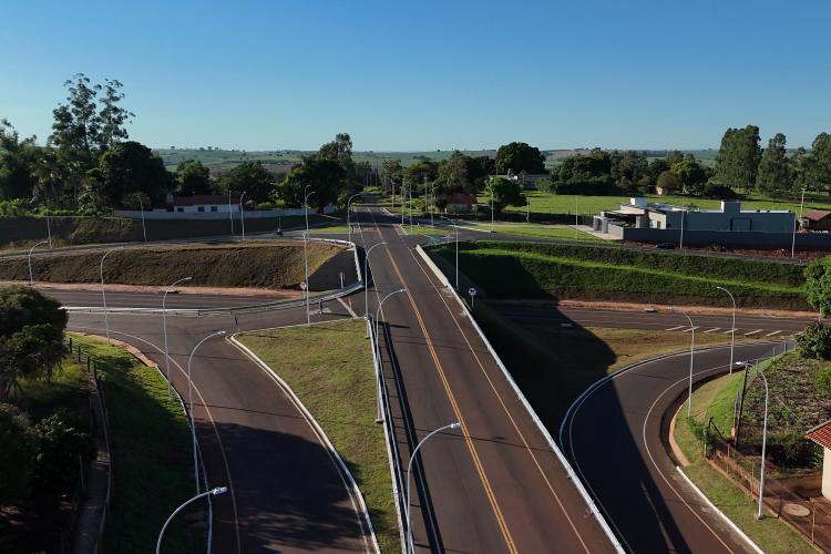 Ratinho Junior inaugura viaduto e anuncia R$ 72 milhões de investimentos em Iporã