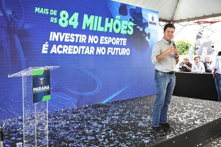 Ratinho Junior anuncia R$ 33 milhões para reforma do Autódromo Internacional de Londrina