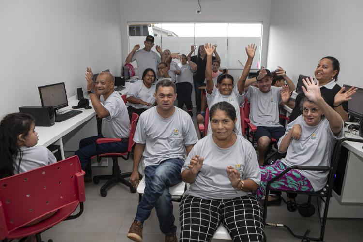 Com dez unidades em obras, Estado investe em prédios para as Apaes no Interior