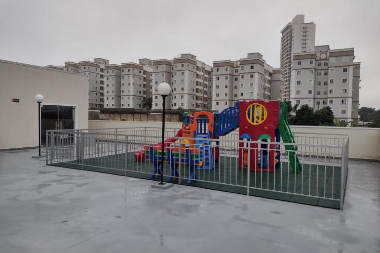 Com aporte do Estado, 156 novos apartamentos são entregues a famílias de Londrina