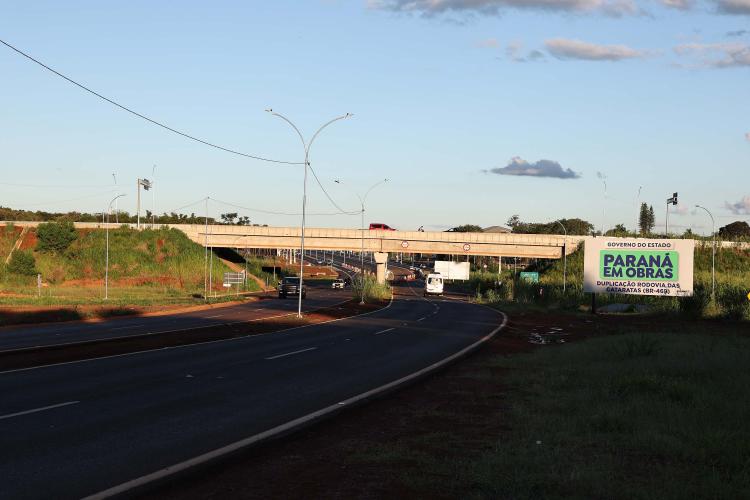 Ratinho Junior entrega 6,8 km da duplicação da Rodovia das Cataratas, em Foz do Iguaçu