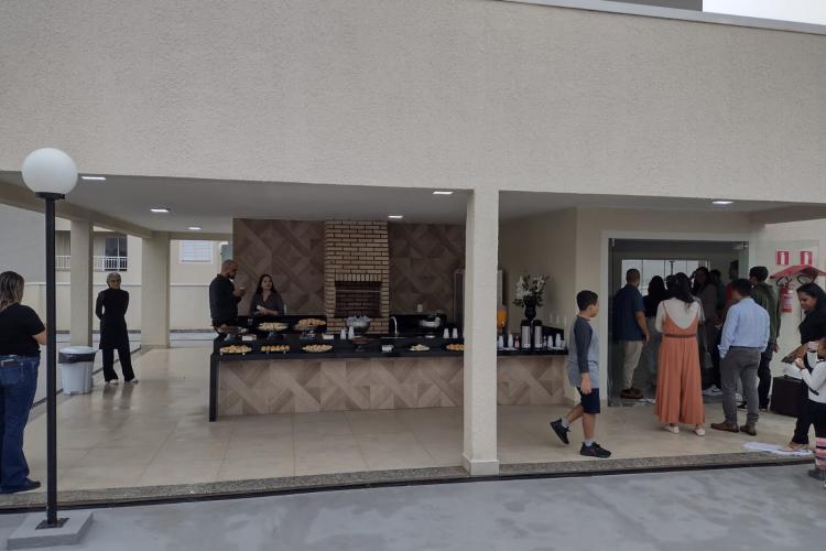 Com aporte do Estado, 156 novos apartamentos são entregues a famílias de Londrina