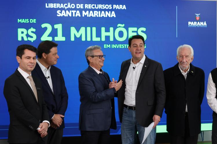 Ratinho Junior confirma R$ 741 milhões para infraestrutura urbana e rural de 12 municípios