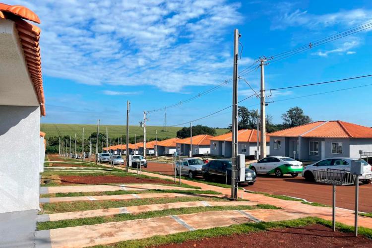 Aporte estadual de R$ 2,4 milhões garante entrega de 120 casas em Campo Mourão