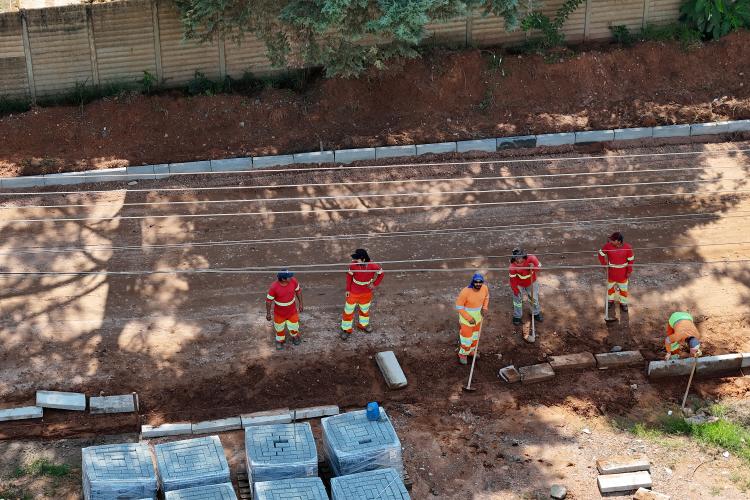 Estado investe R$ 30 milhões e pavimentação da Estrada do Alagados de Ponta Grossa avança em duas etapas