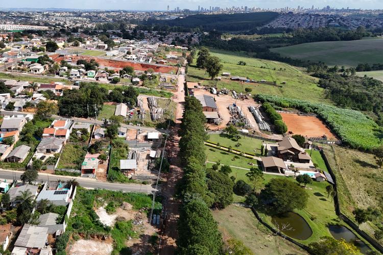 Estado investe R$ 30 milhões e pavimentação da Estrada do Alagados de Ponta Grossa avança em duas etapas