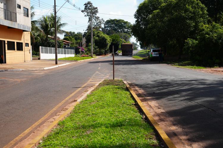 Governador libera R$ 35 milhões para obras urbanas, estradas rurais e maquinários em Altônia