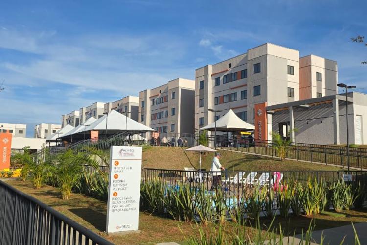 240 famílias de Londrina conquistam imóvel próprio com subsídio do Governo do Estado