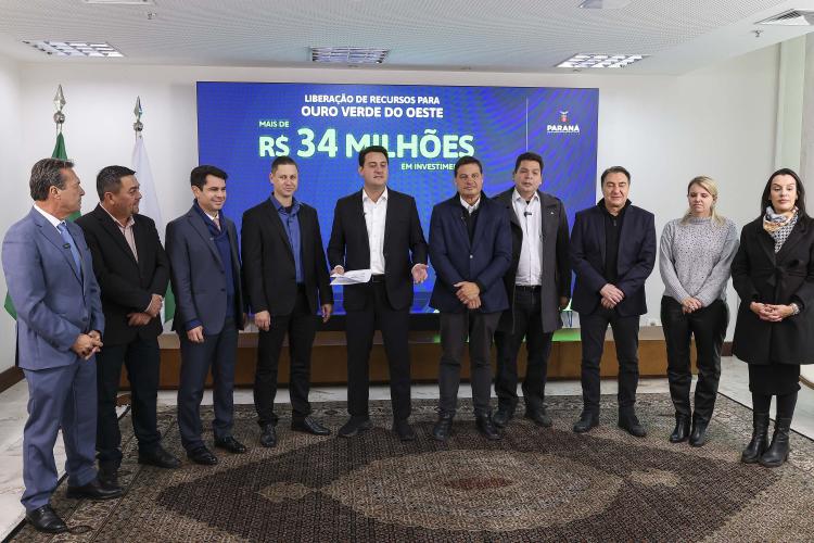 Ratinho Junior anuncia R$ 221 milhões em obras e investimentos para 9 cidades