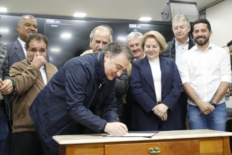 Estado libera R$ 50 milhões e viabiliza maior pacote de recape asfáltico dos últimos anos em Cascavel
